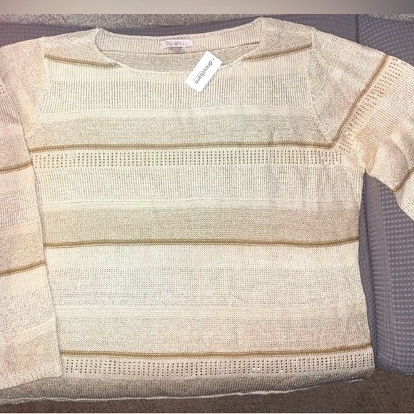 Roz & Ali 2x cream sweater with gold threads - Picture 1 of 7